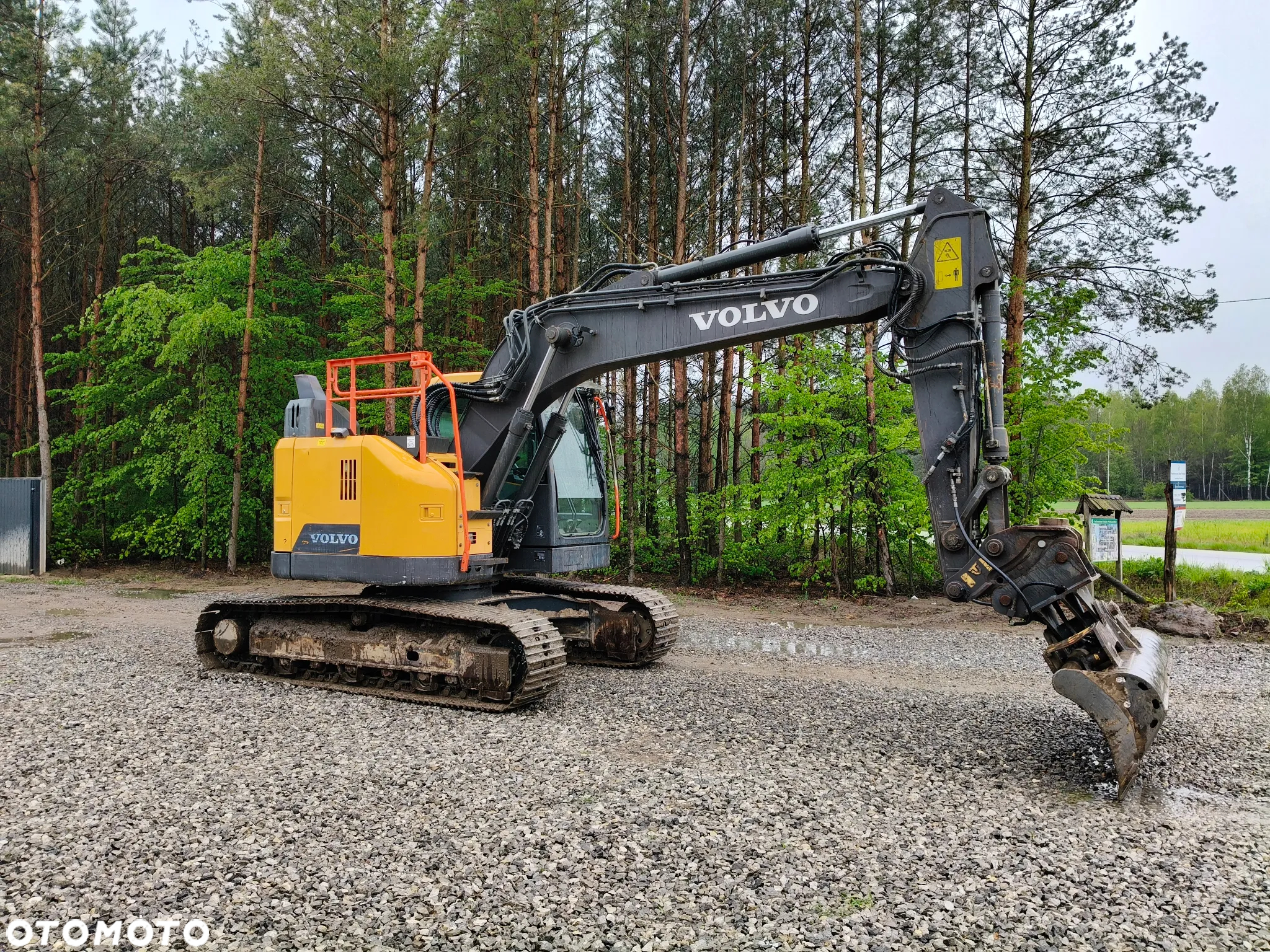Volvo ECR145EL - 4