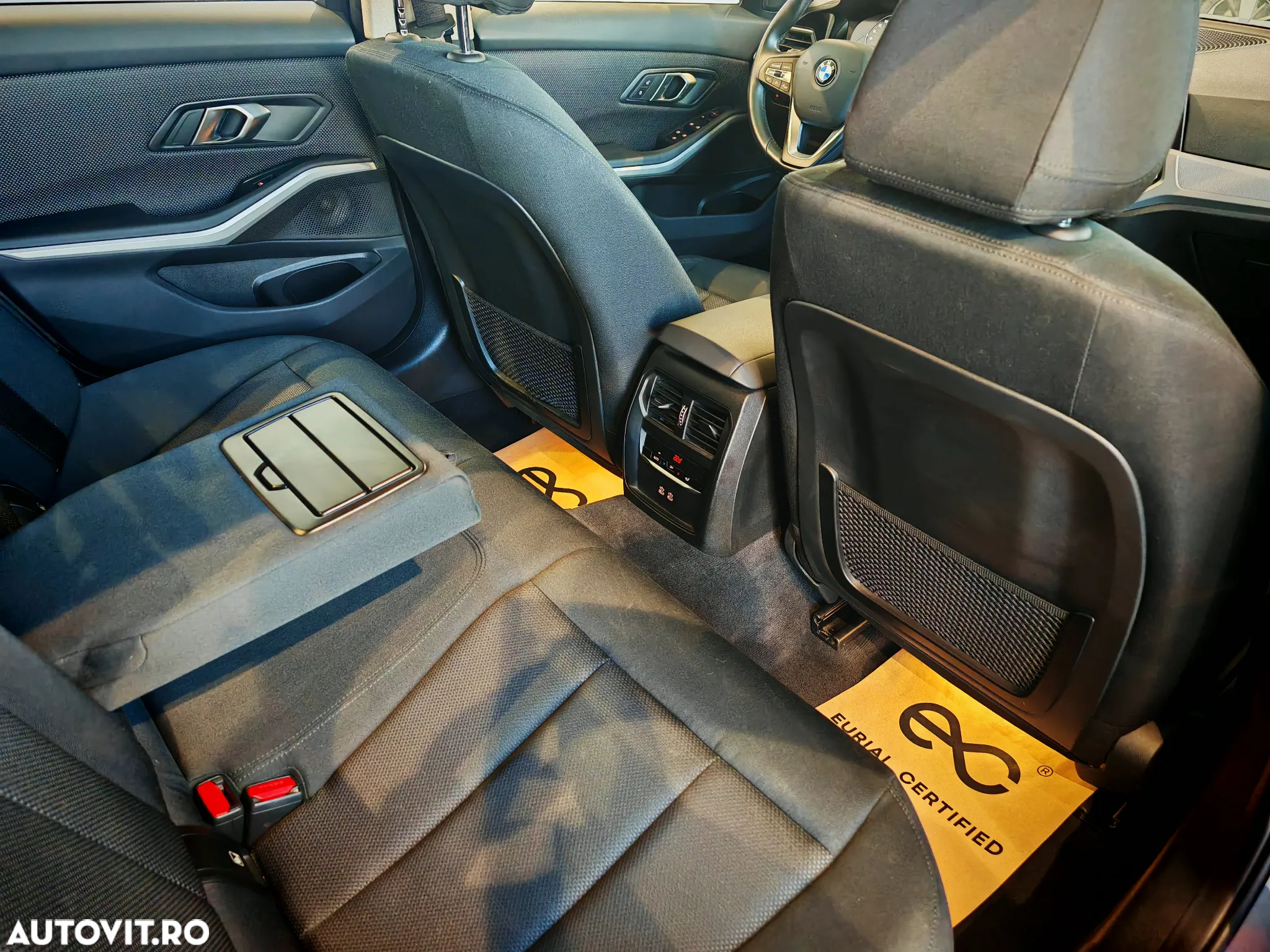 BMW Seria 3 318i AT - 16