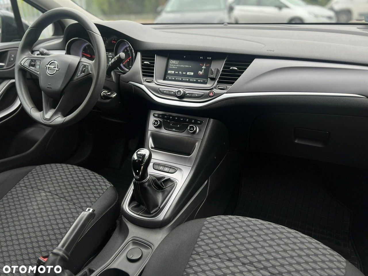 Opel Astra V 1.6 CDTI Dynamic S&S - 10