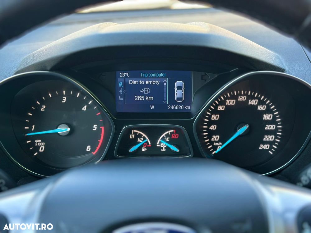 Ford Kuga 2.0 TDCi 4x4 SYNC - 7