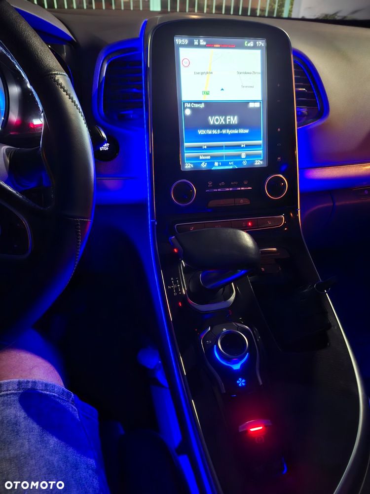 Renault Espace 1.6 dCi Energy Magnetic EDC - 9