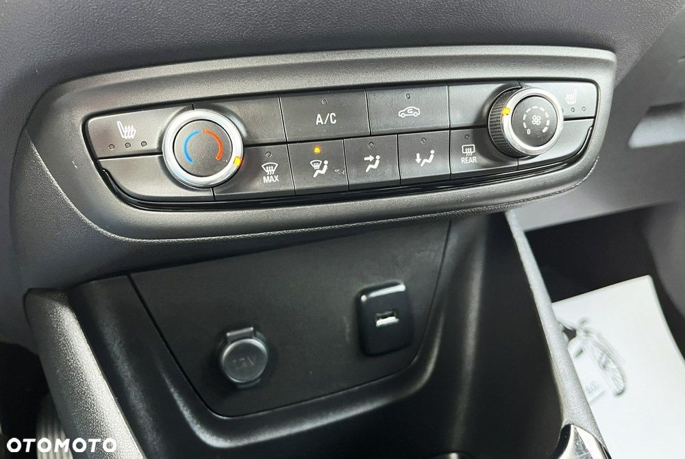 Opel Crossland X - 26