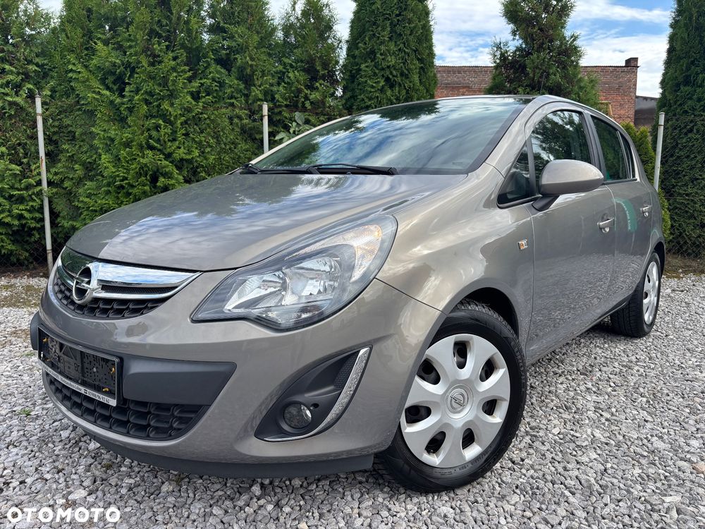 Opel Corsa 1.2 16V Cosmo - 1