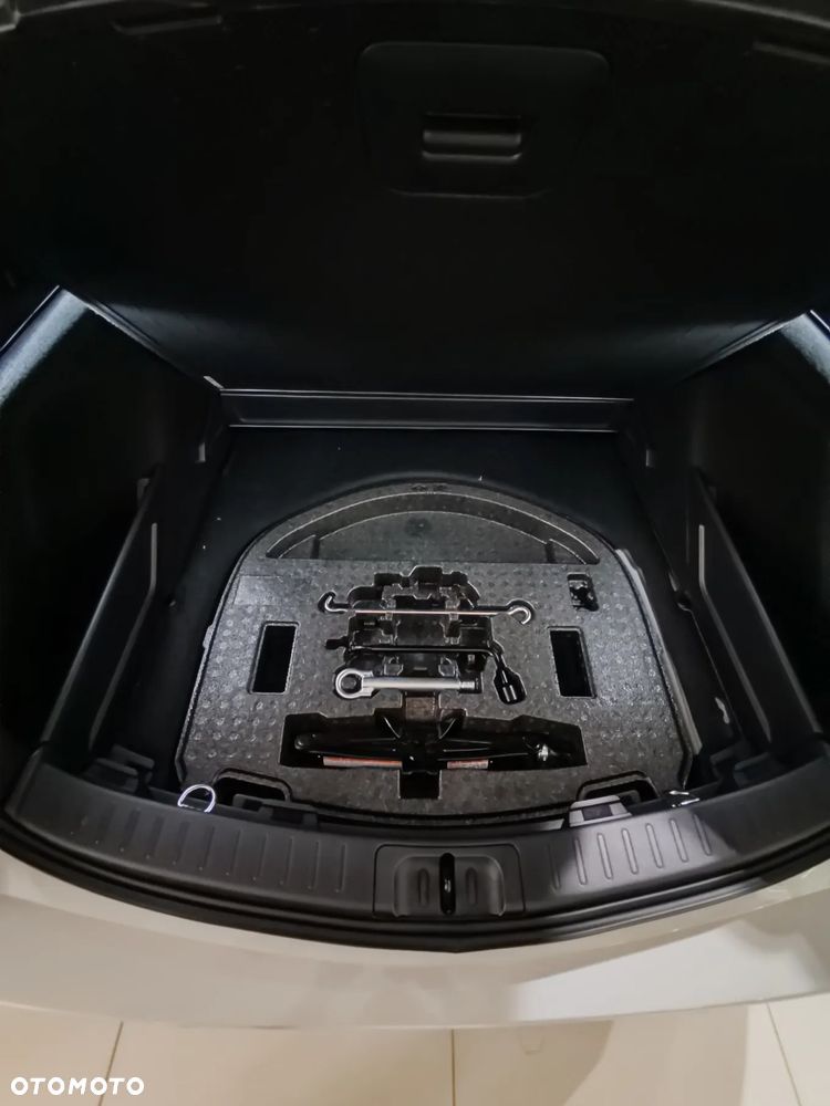 Toyota Corolla 1.8 Hybrid Style - 27