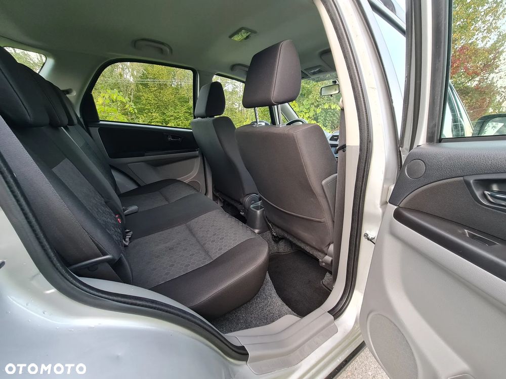 Suzuki SX4 - 14