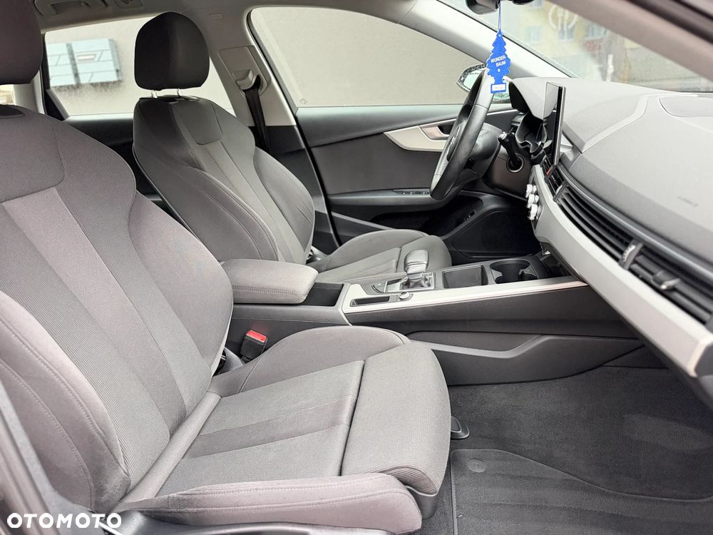 Audi A4 Avant 30 TDI S tronic advanced - 27
