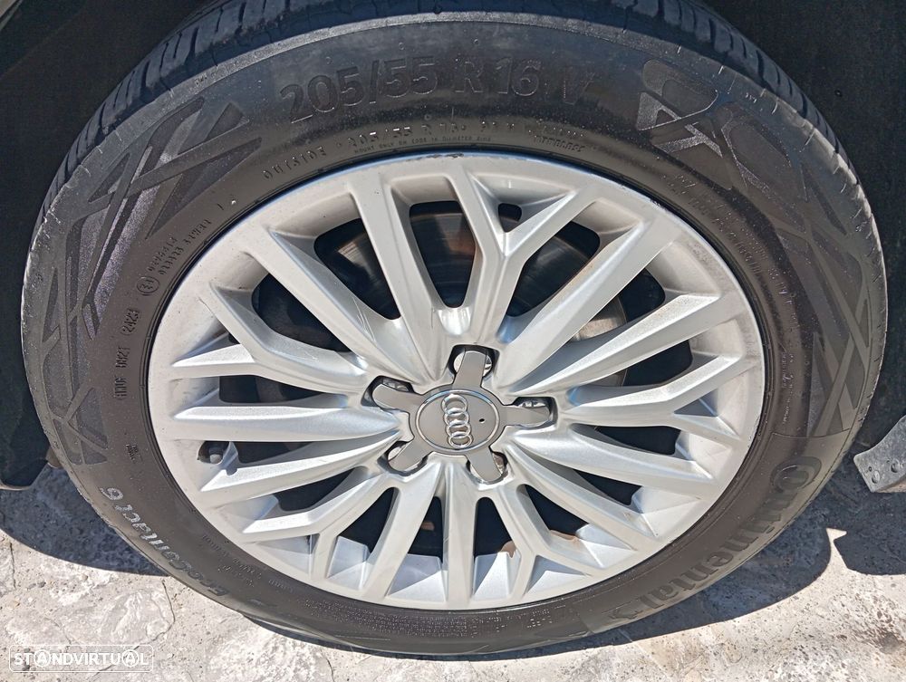 Audi A3 Sportback 1.6 TDI Attraction - 5