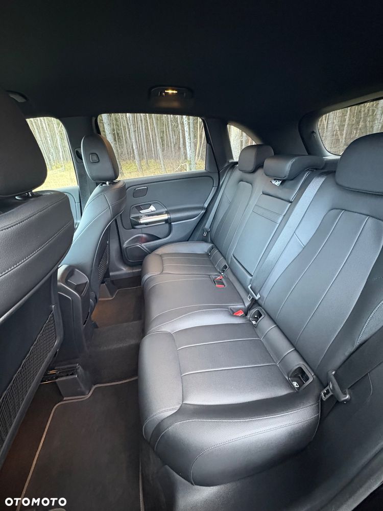 Mercedes-Benz Klasa B 180 7G-DCT - 17