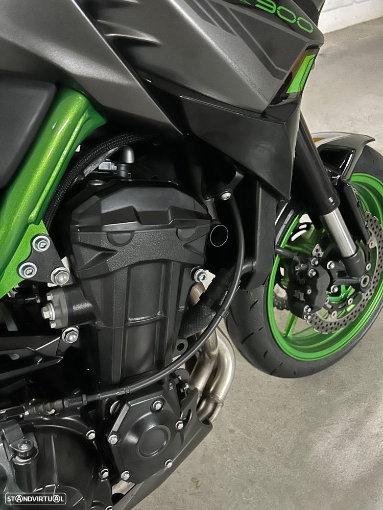 Kawasaki Z Z900 - 7