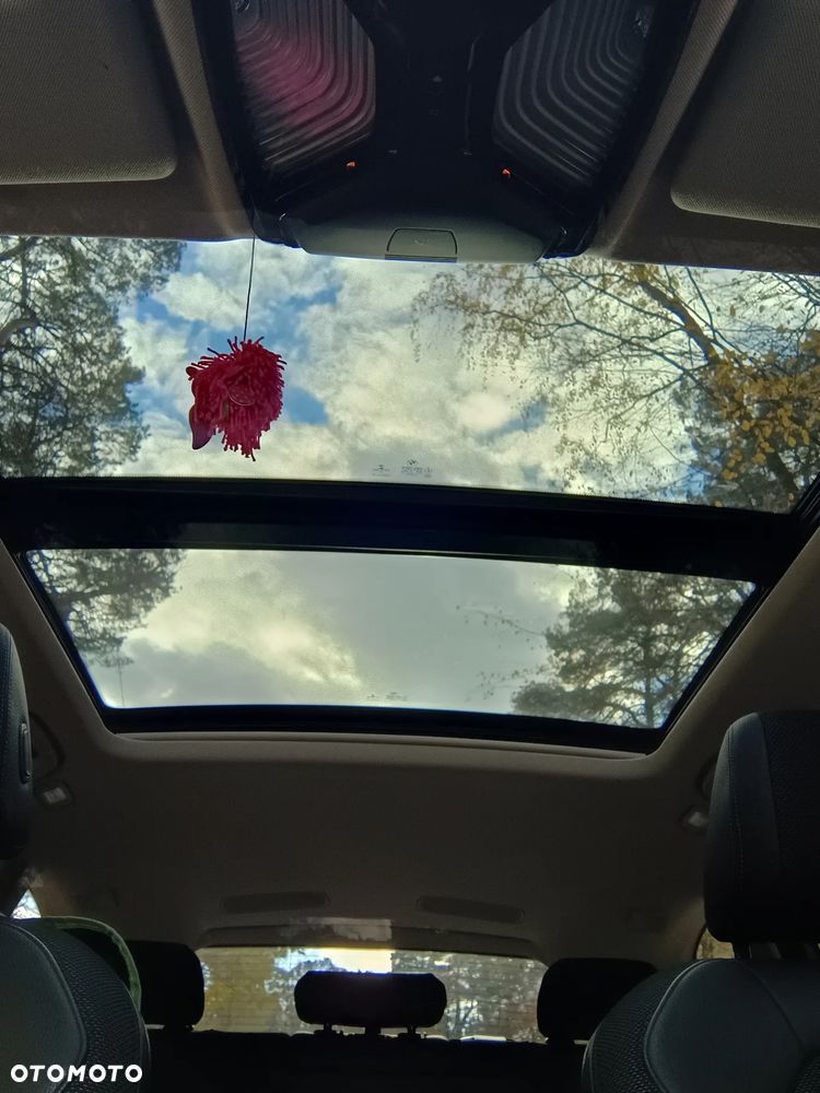 BMW Seria 5 520d Sport Line - 36