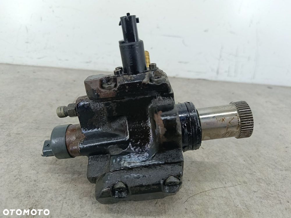 POMPA WTRYSKOWA FIAT DUCATO II FL 0281002500  BOSCH 2.8 JTD - 1