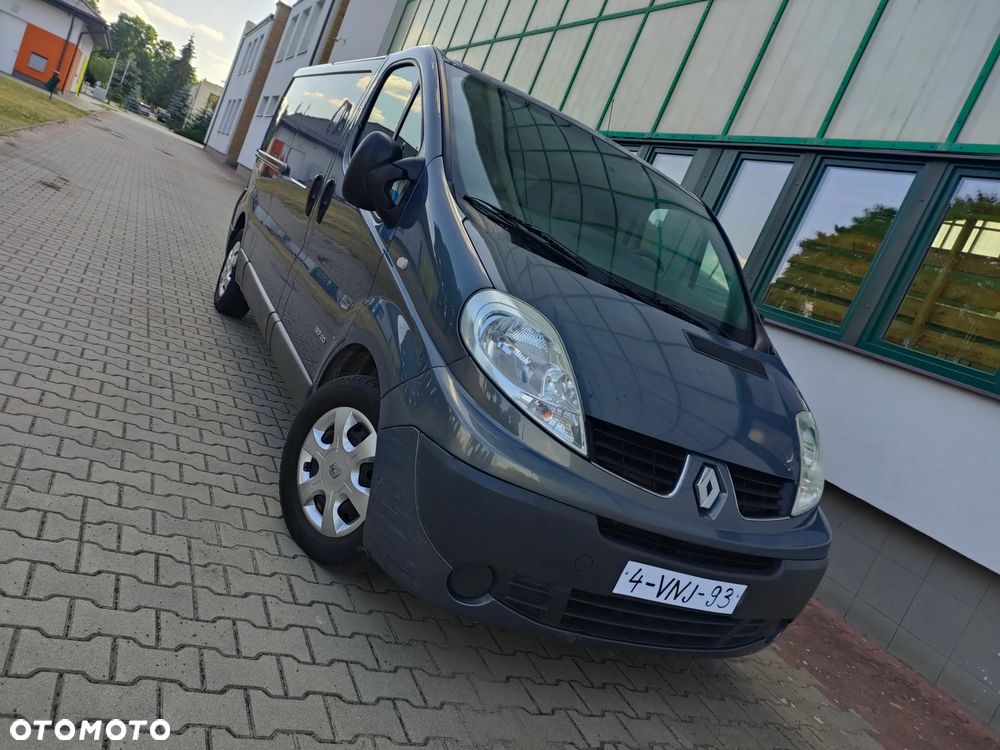 Renault Trafic - 1