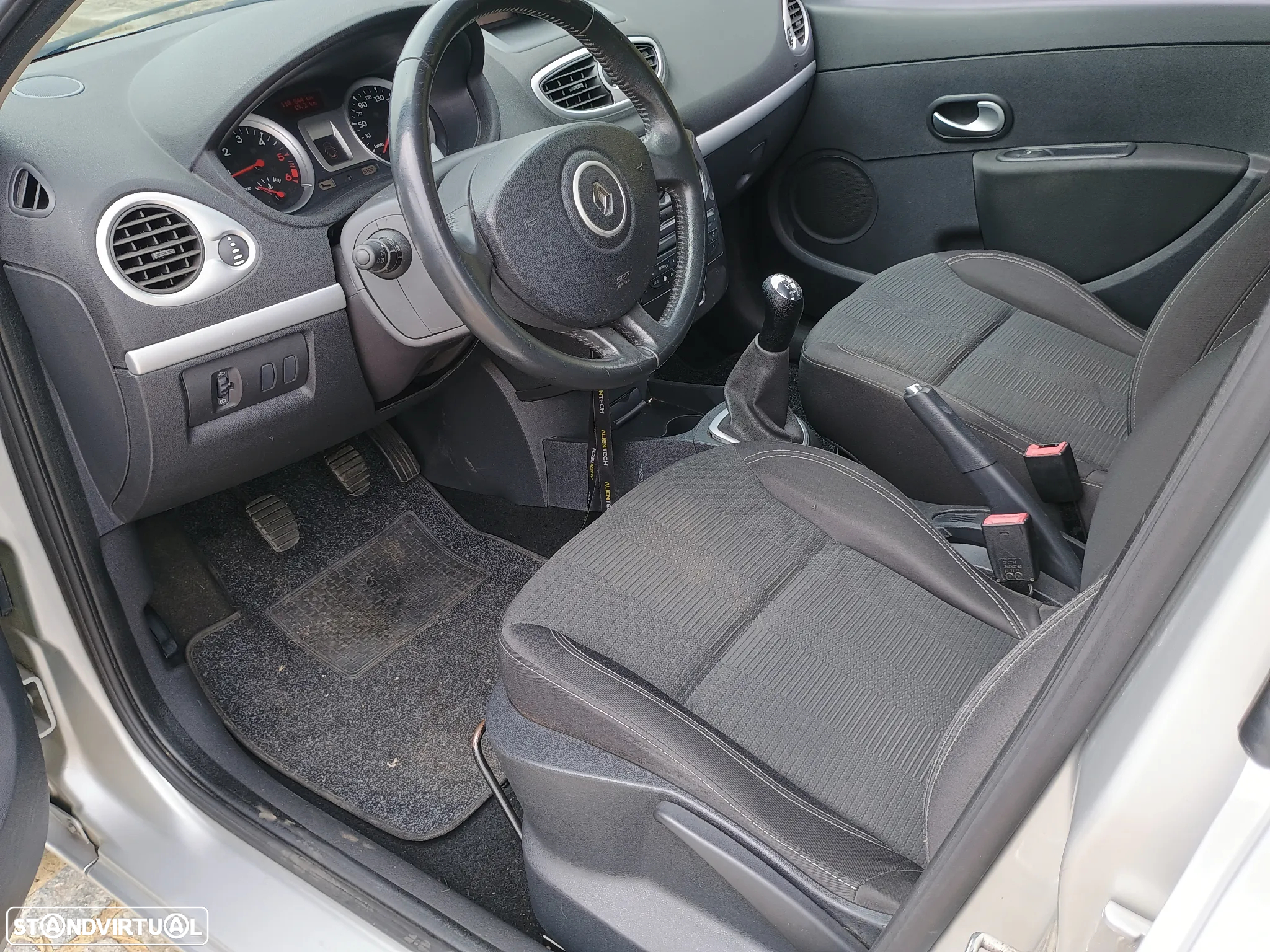 Renault Clio 1.5 dCi Business - 9
