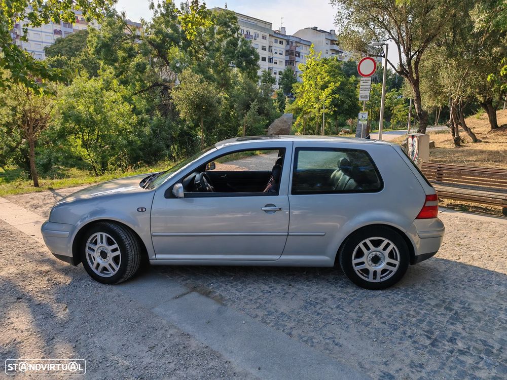 VW Golf 1.9 TDi Highline - 4