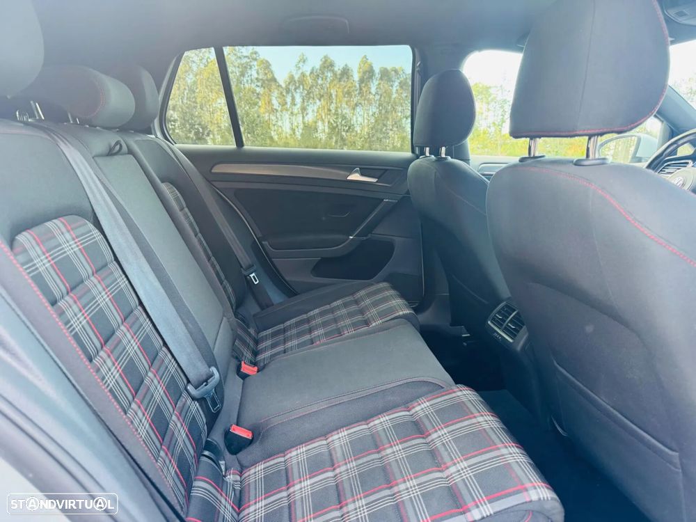 VW Golf 2.0 TSi GTi DSG Performance - 45