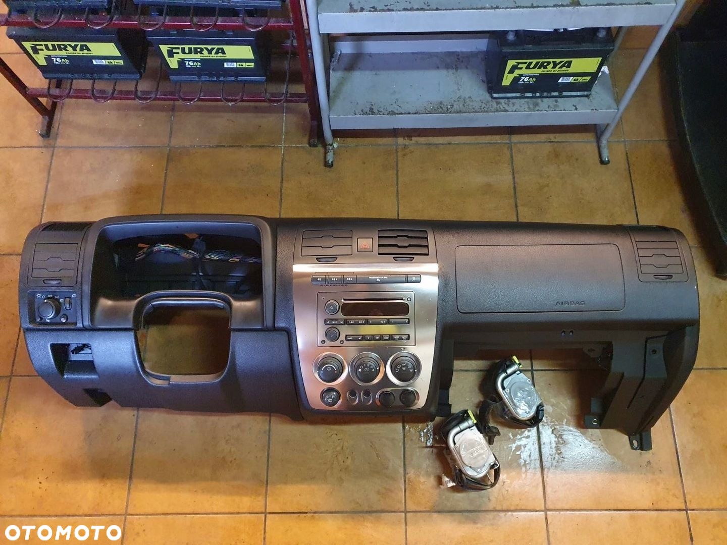DESKA KONSOLA PASY AIRBAG HUMMER H3 - 1