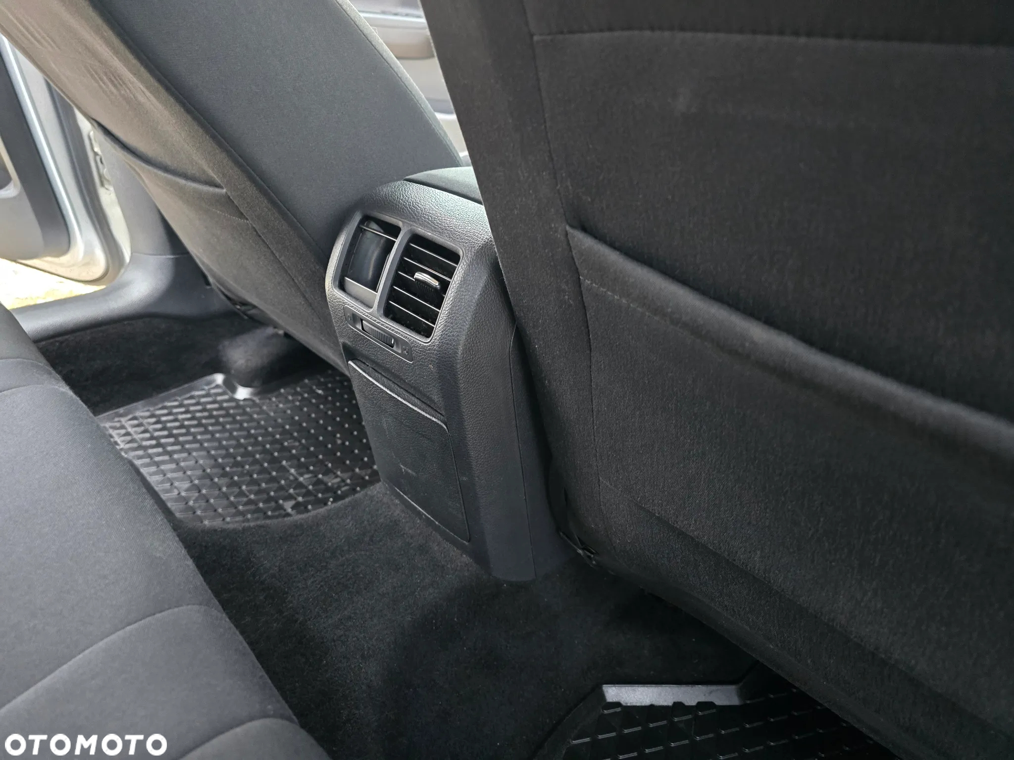 Volkswagen Jetta 1.4 TSI Comfortline - 18