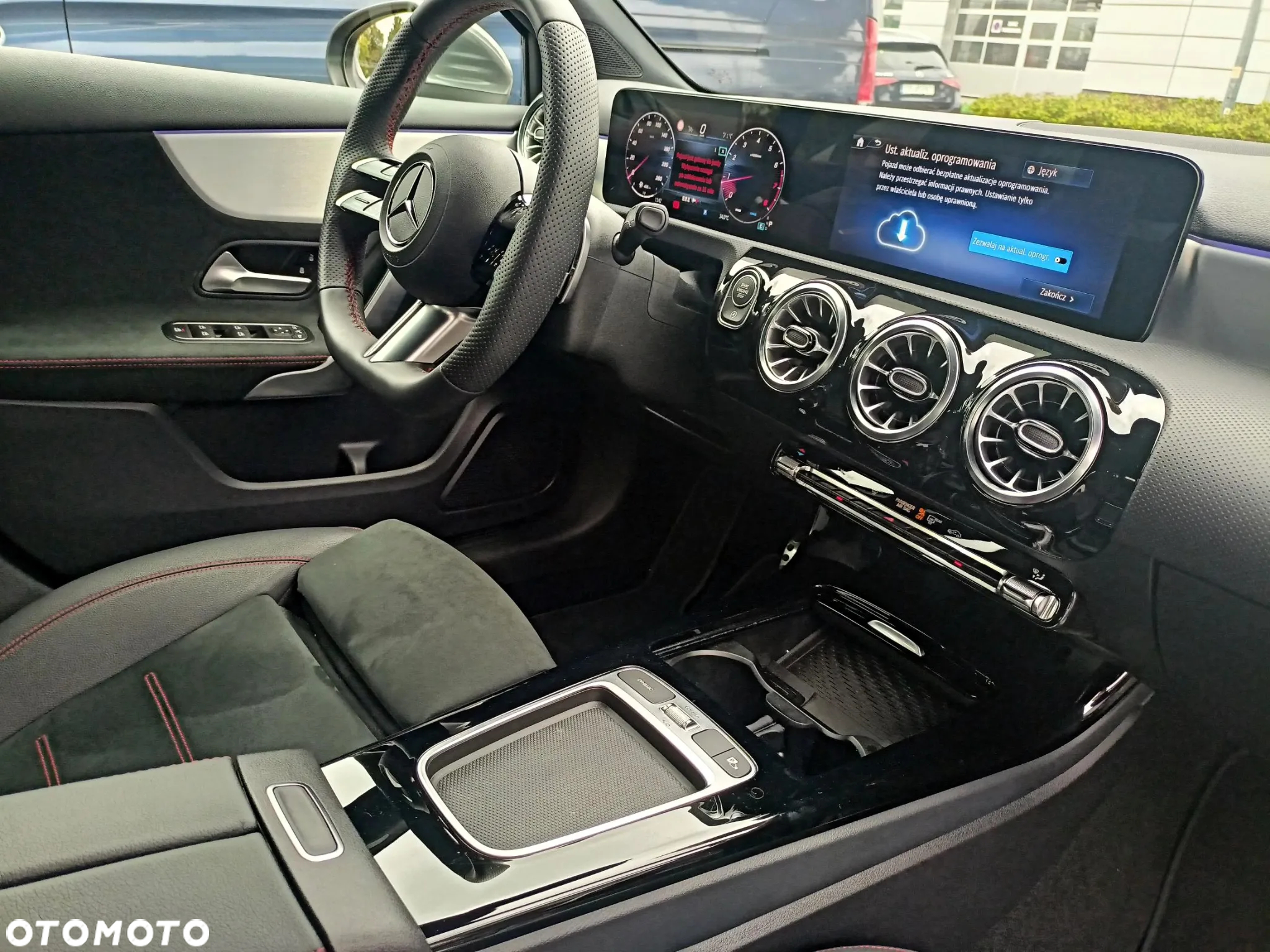 Mercedes-Benz Klasa A 200 AMG Line 7G-DCT - 22