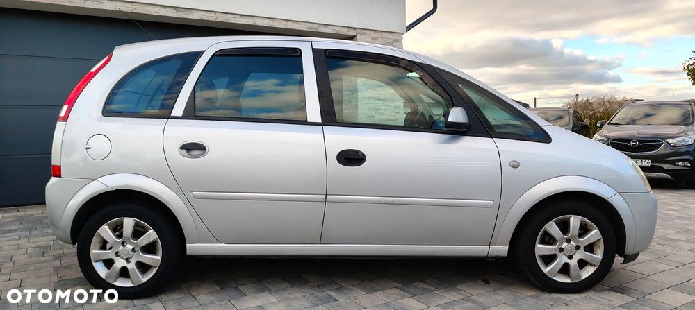 Opel Meriva - 8