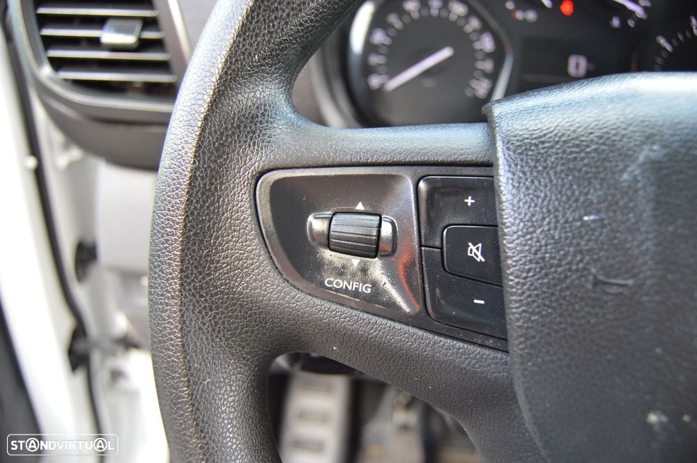 Peugeot Expert 2.0 BlueHDi L3H1 Semi-Vidrado - 33