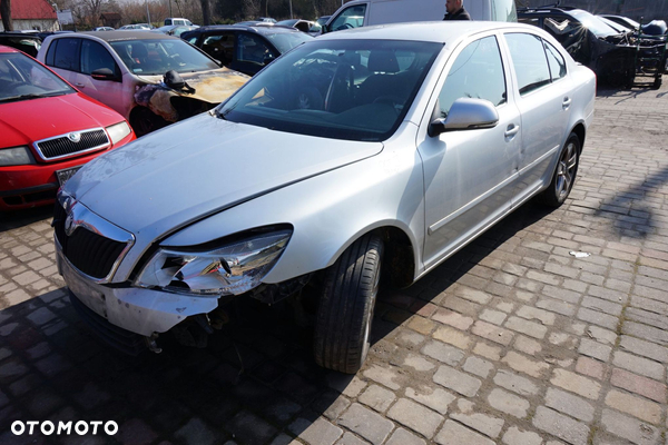 SKODA OCTAVIA II LIFT 5D HB 2010 9156 1.8 FSI CDAA 160KM MDP SREBRNY na części