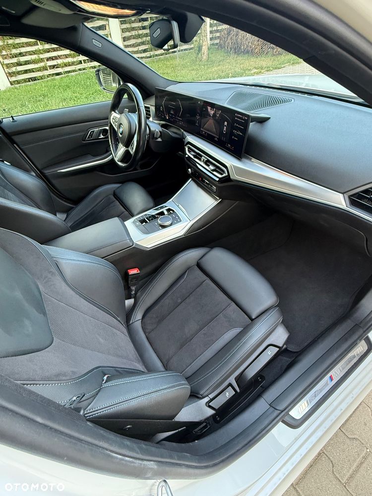 BMW Seria 3 320d xDrive M Sport sport - 33