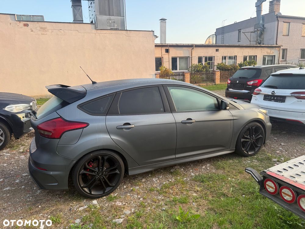 Ford Focus - 6