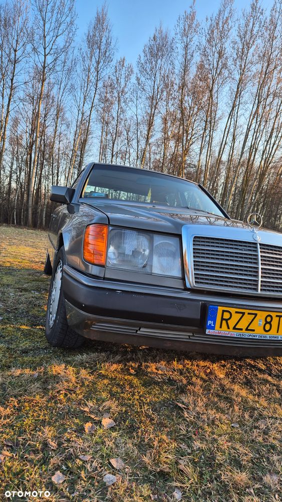 Mercedes-Benz W124 (1984-1993) - 8