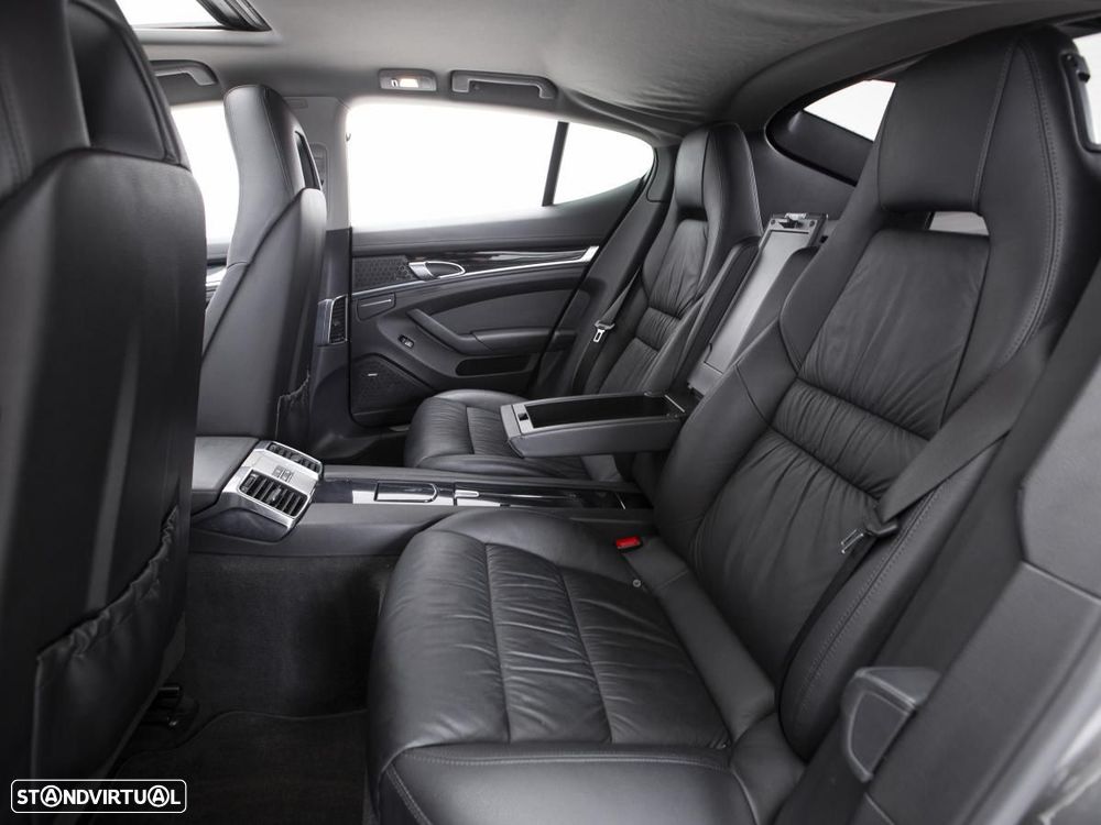 Porsche Panamera S Hybrid — fotografia 11
