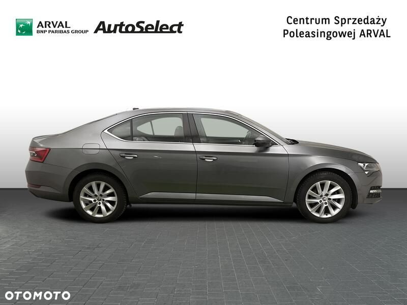 Skoda Superb 1.5 TSI Ambition DSG - 7