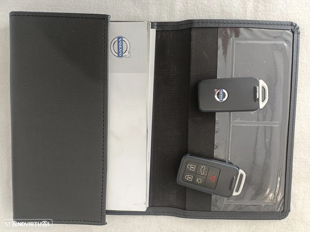 Volvo V40 D2 Momentum - 16