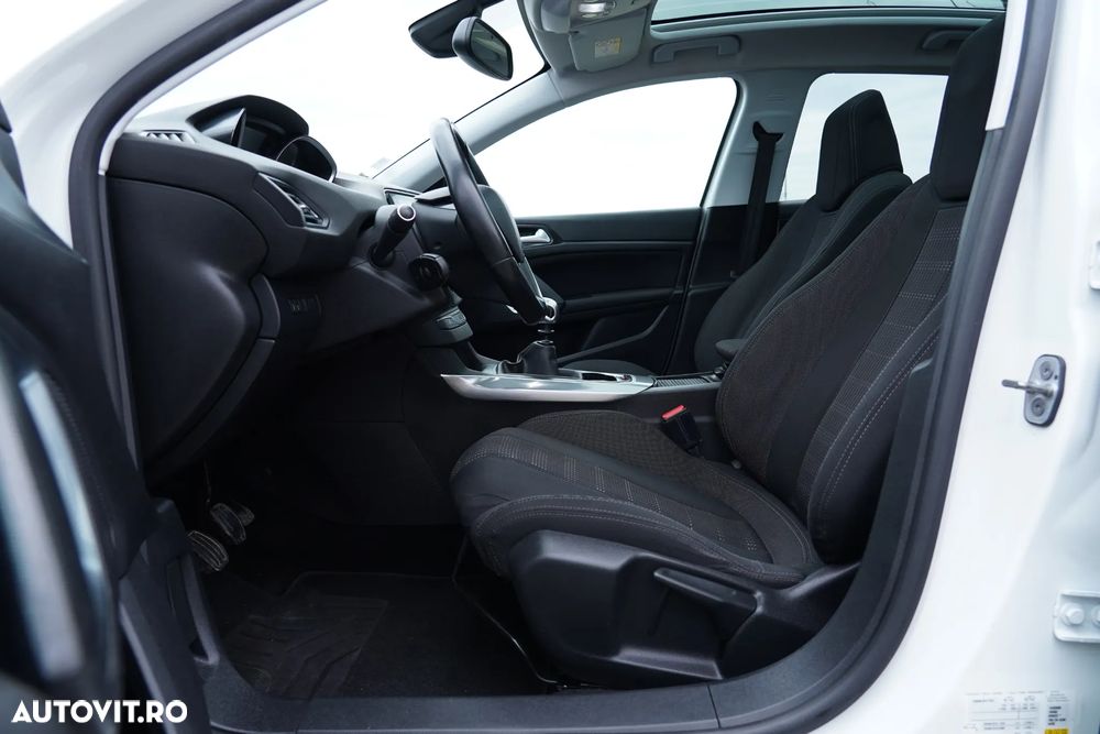 Peugeot 308 PureTech 130 Stop & Start GT-Line Edition - 13