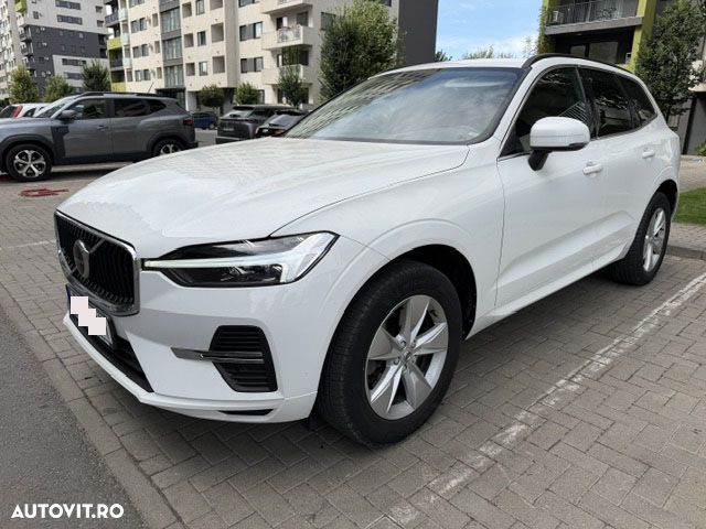 Volvo XC 60 B4 MHEV AT8 FWD Momentum Pro - 1