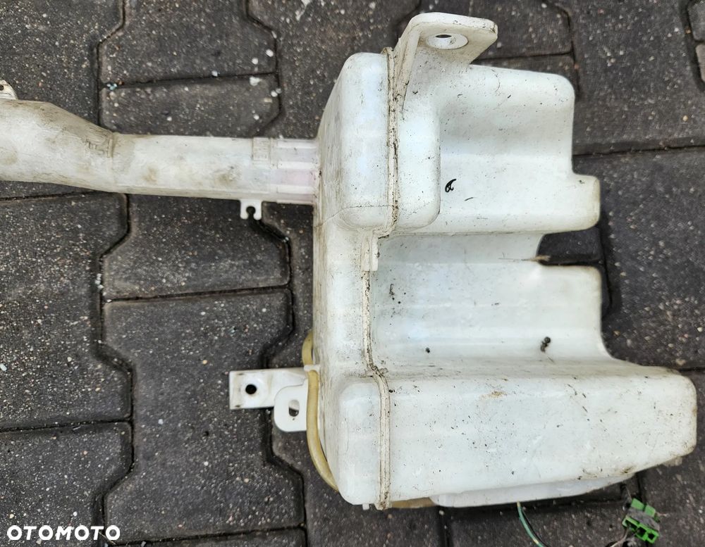 Mitsubishi Lancer  VII  zbiorniczek płynu spryskiwaczy - 1