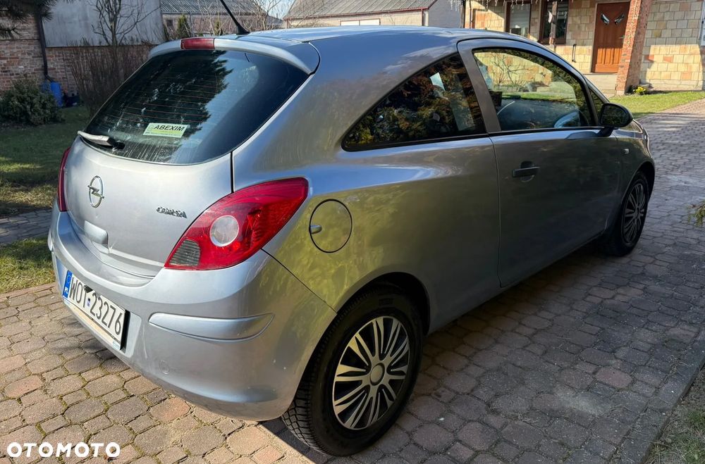 Opel Corsa - 4