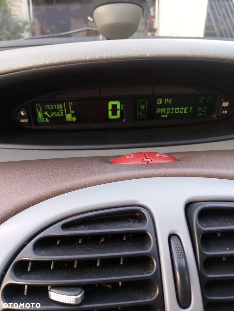 Citroën Xsara Picasso - 14