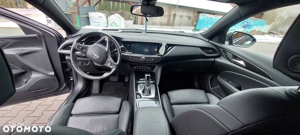 Opel Insignia - 4