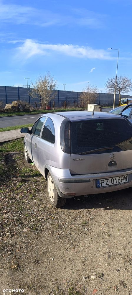 Opel Corsa 1.2 16V Cosmo - 5