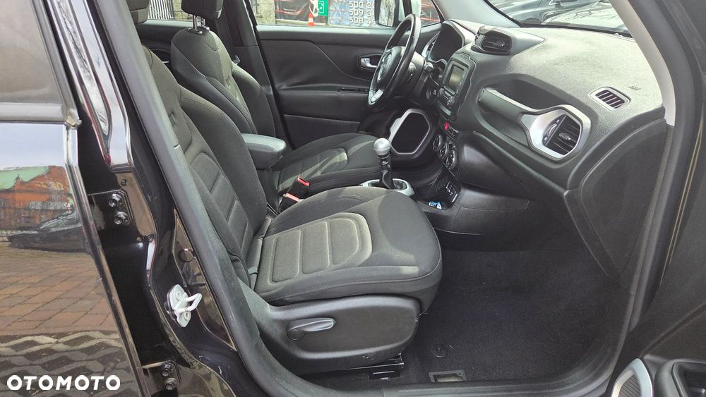 Jeep Renegade 1.4 MultiAir Limited - 29