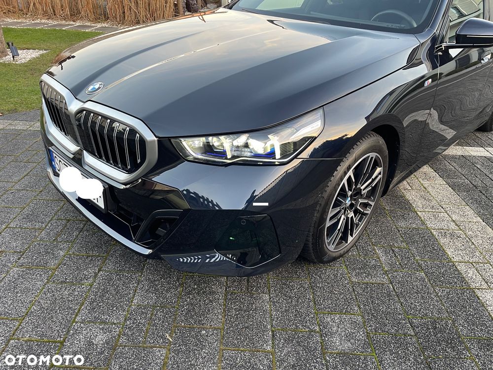 BMW Seria 5 520i mHEV M Sport - 3
