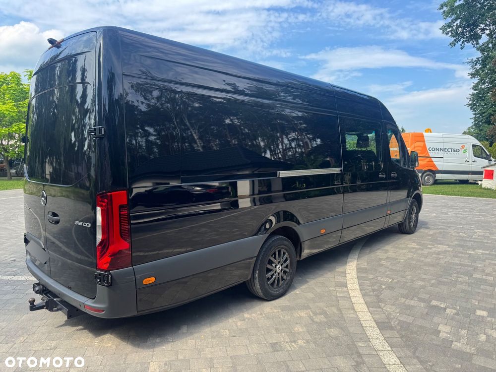 Mercedes-Benz Sprinter - 10