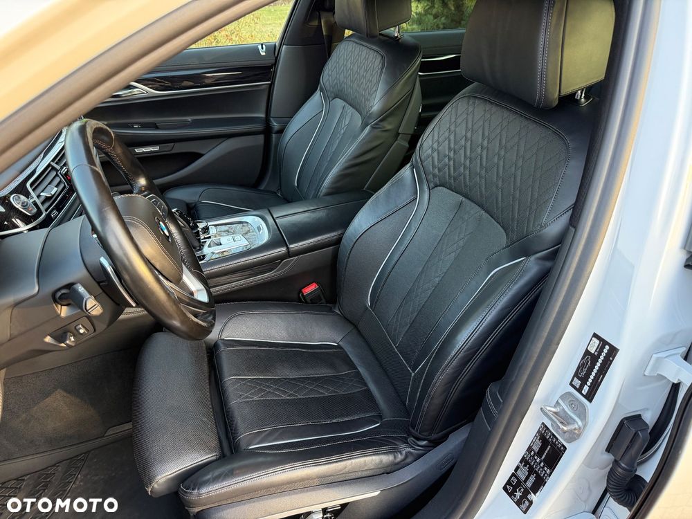BMW Seria 7 - 7