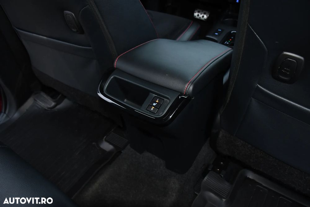 Toyota Hilux 4x4 Double Cab A/T Invincible - 16