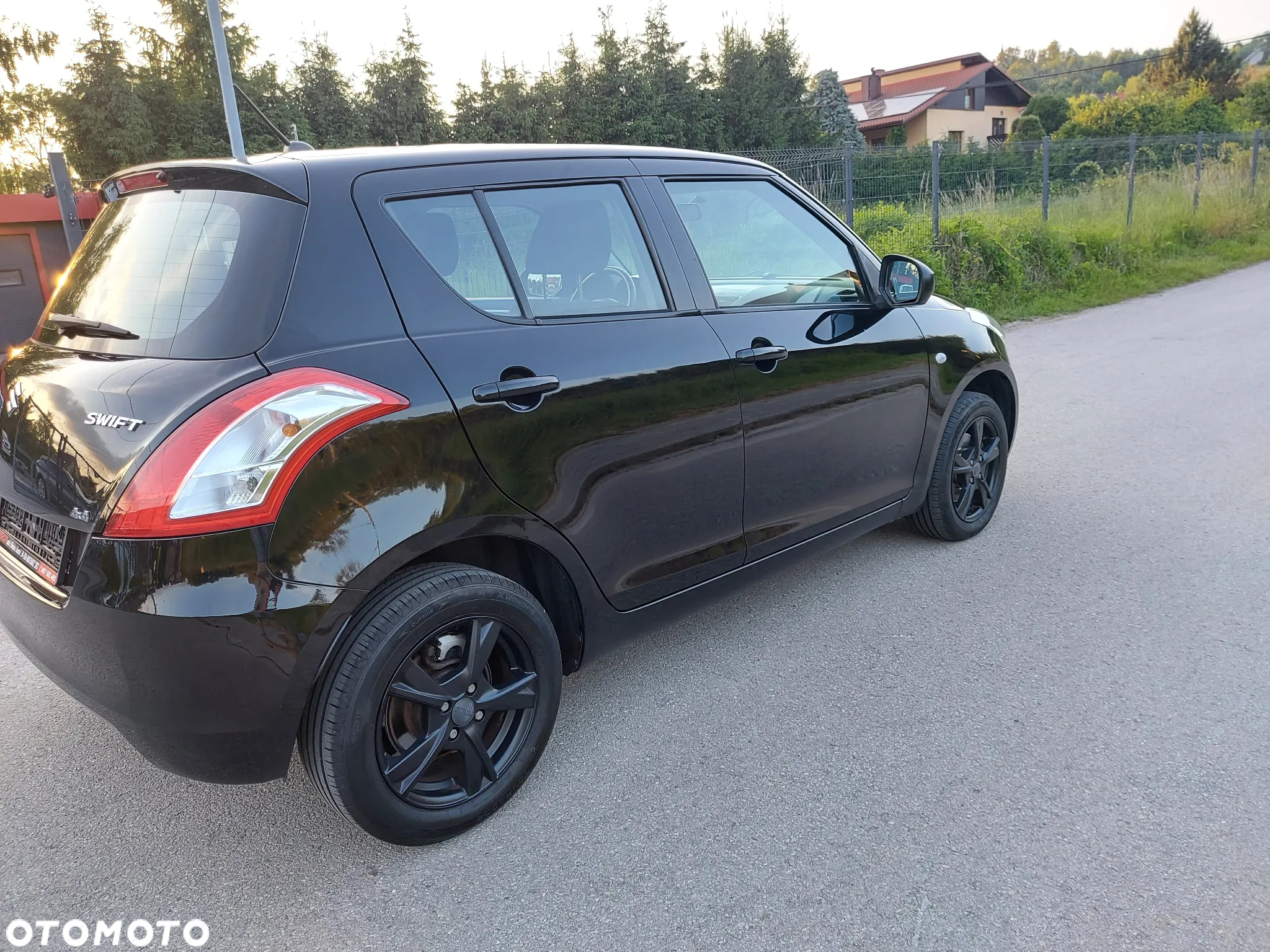 Suzuki Swift 1.2 4x4 Club - 10