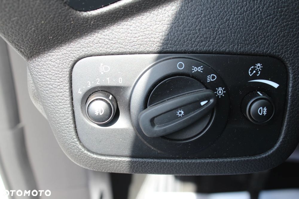 Ford C-MAX 1.0 EcoBoost Titanium ASS - 29