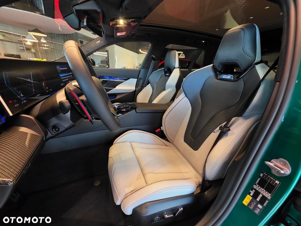 BMW M5 PHEV - 8