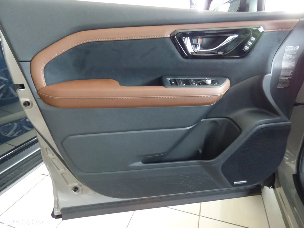 Subaru Forester 2.0i-L Platinum (EyeSight) Lineartronic - 10