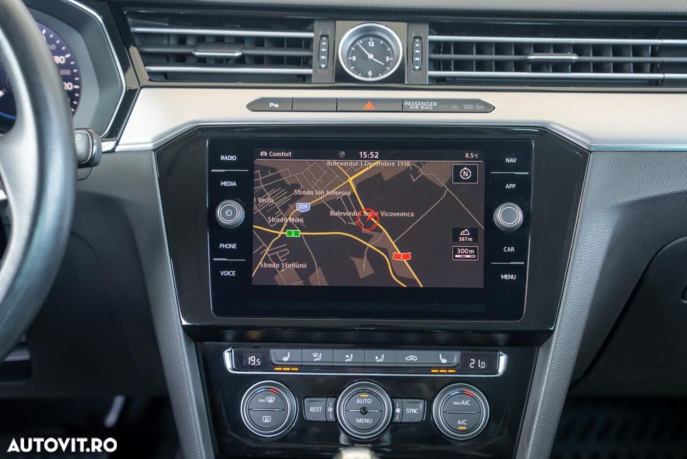 Volkswagen Passat - 15