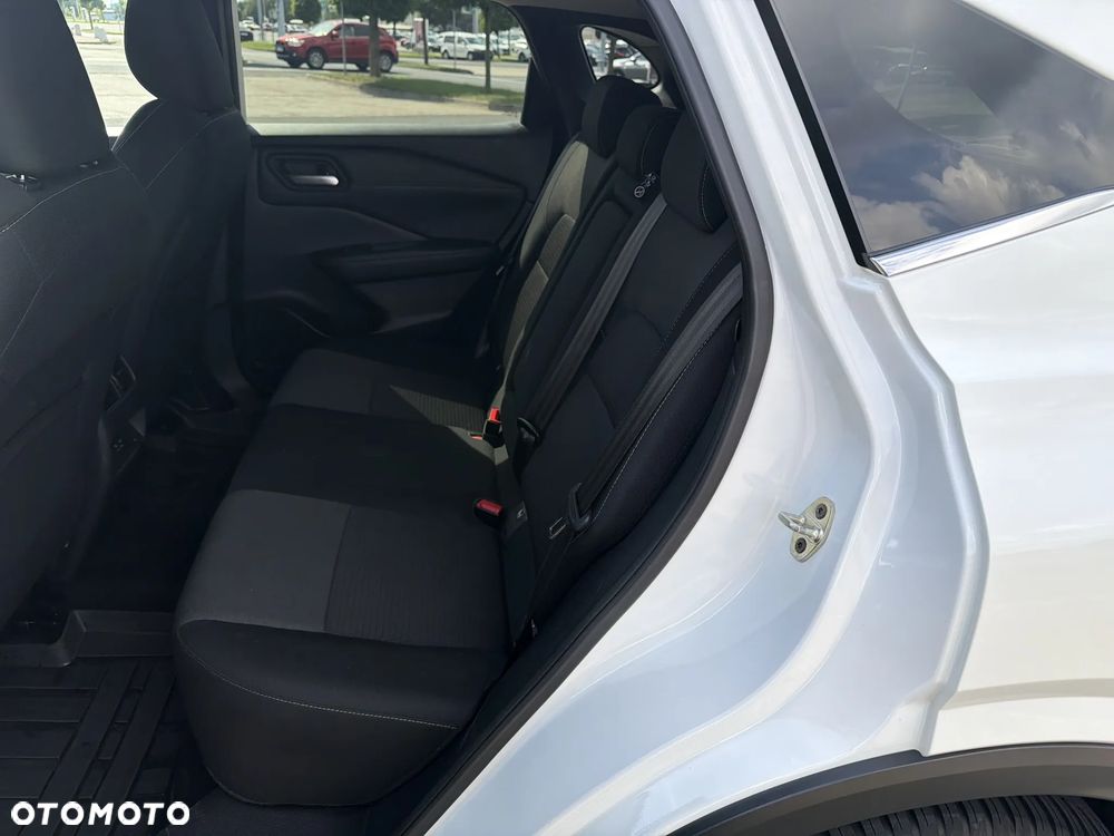 Nissan Qashqai 1.3 DIG-T mHEV N-Connecta Xtronic - 15