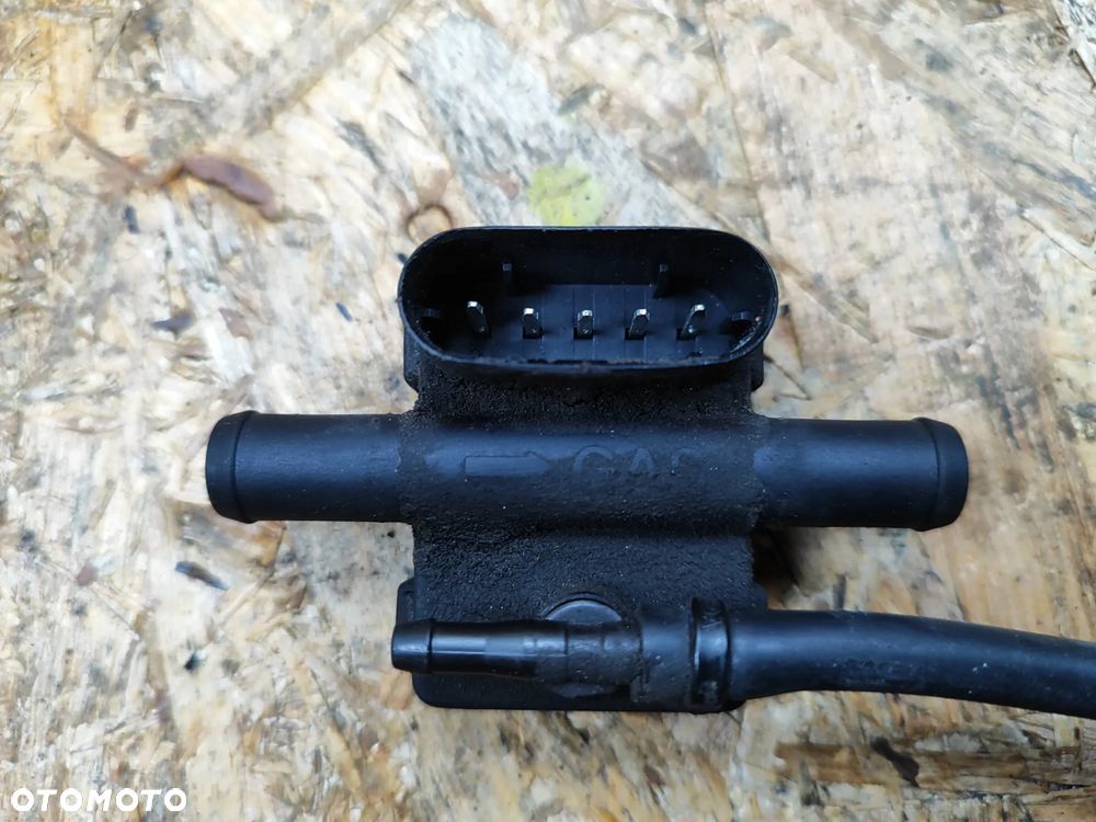Instalacja gazowa sekwencyjna 6- cylindrów, LPGTech Tech-326 reduktor (wydajny) listwy wtryskiwaczy x6 map sensor PTS-01 wiązka - 6